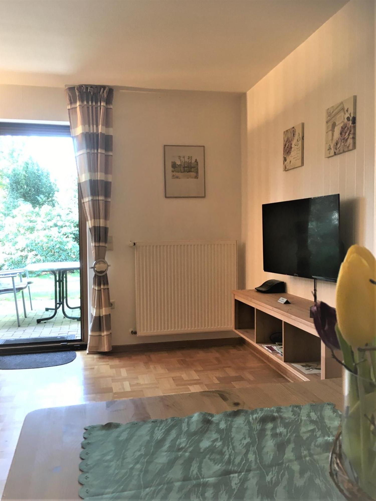Waldgasthof Roeckers-Ferienwohnung Hahnenkrai Meppen Esterno foto